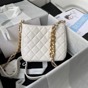 Chanel AS3112 Borsa a mano in pelle d'agnello bianca