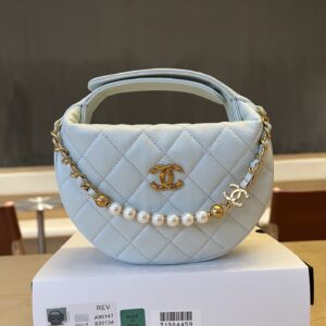 Chanel 25s Pearl Chain BagA96147